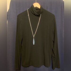 Chico's Black Lightweight Top with Subtle Shine